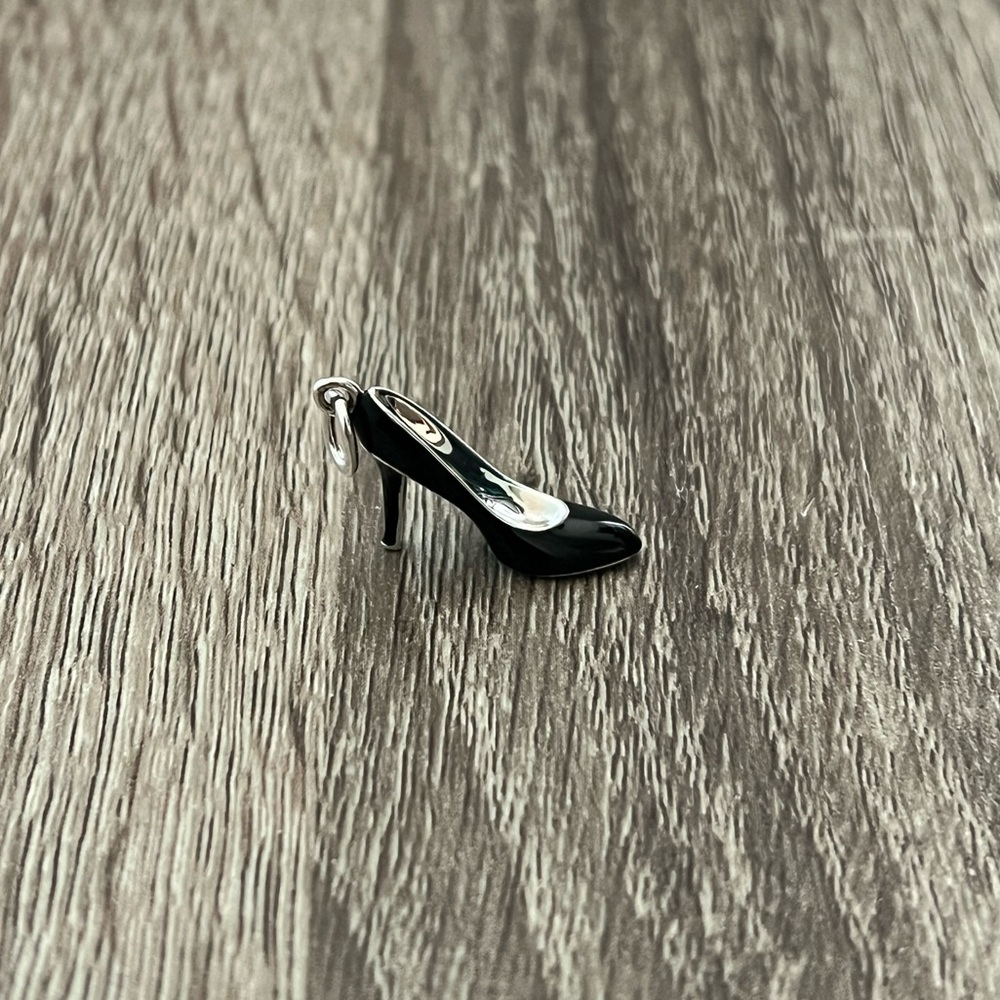 Tiffany & Co. shoe‎ charm